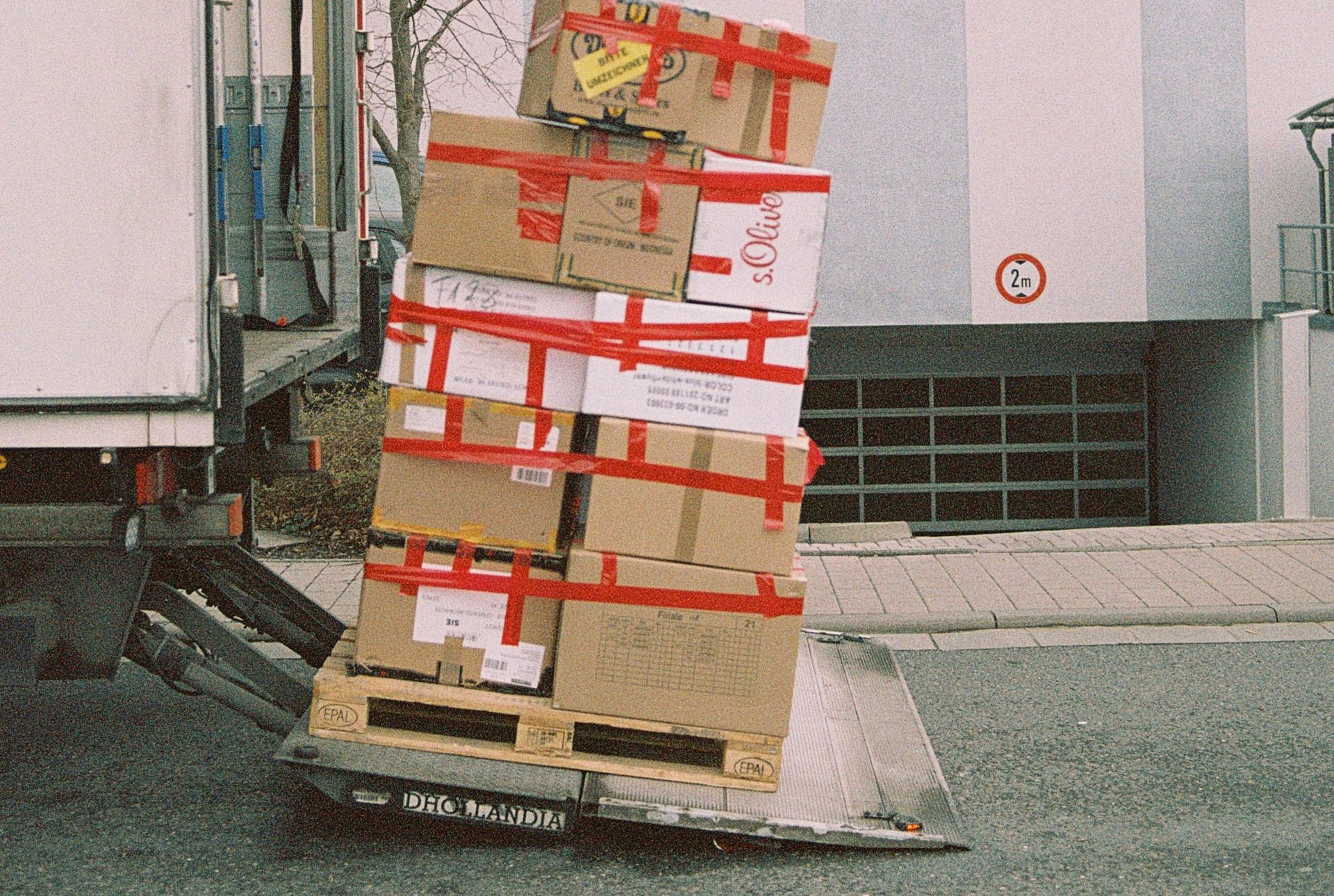 保定跨境快递物流App开发，打通全球物流脉络